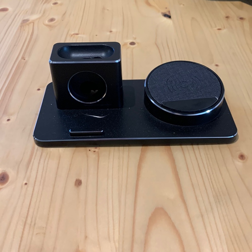3-in-1 Wireless Charger